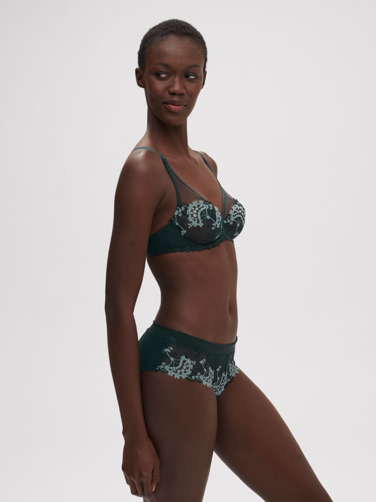 BIUSTONOSZ SIMONE PERELE WISH 12B319