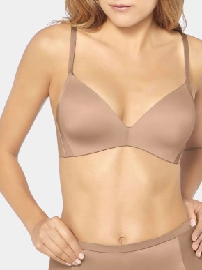 BIUSTONOSZ TRIUMPH BODY MAKE-UP SOFT TOUCH P EX