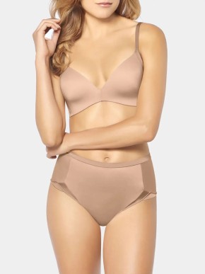 BIUSTONOSZ TRIUMPH BODY MAKE-UP SOFT TOUCH P EX
