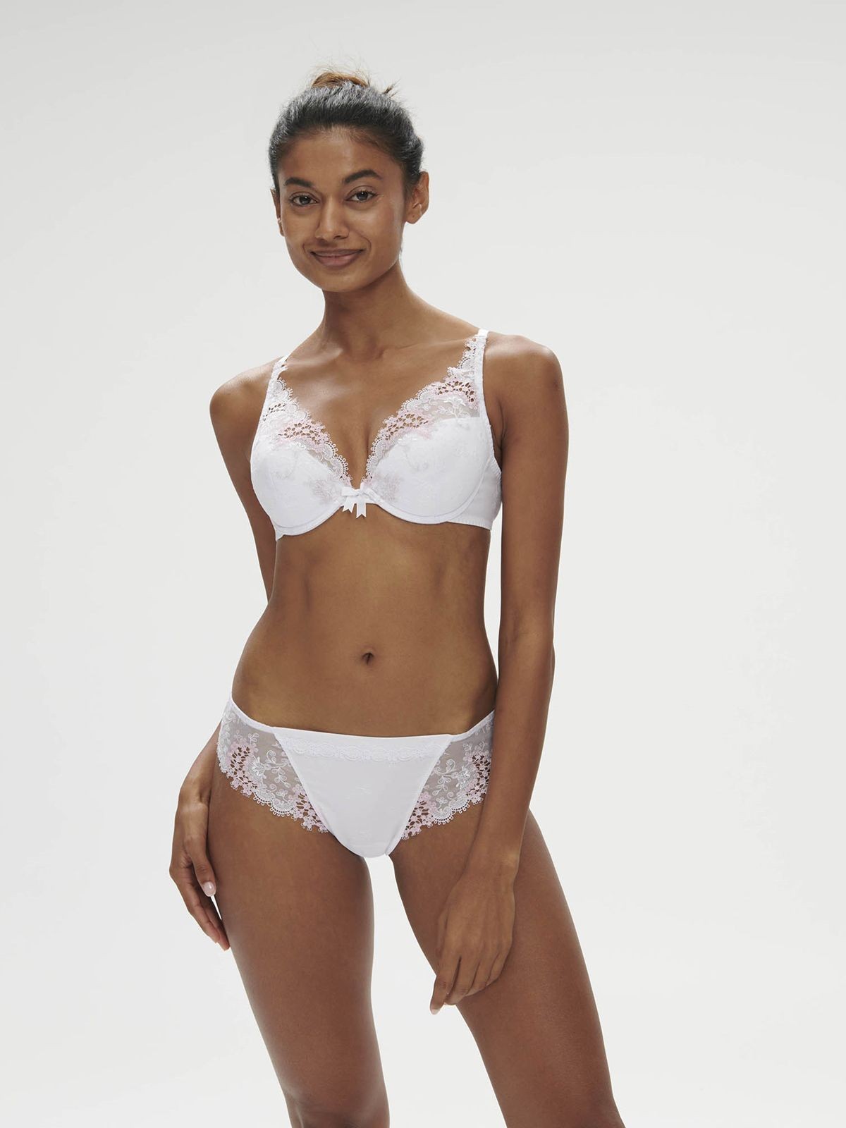 BIUSTONOSZ SIMONE PERELE WISH 12B347