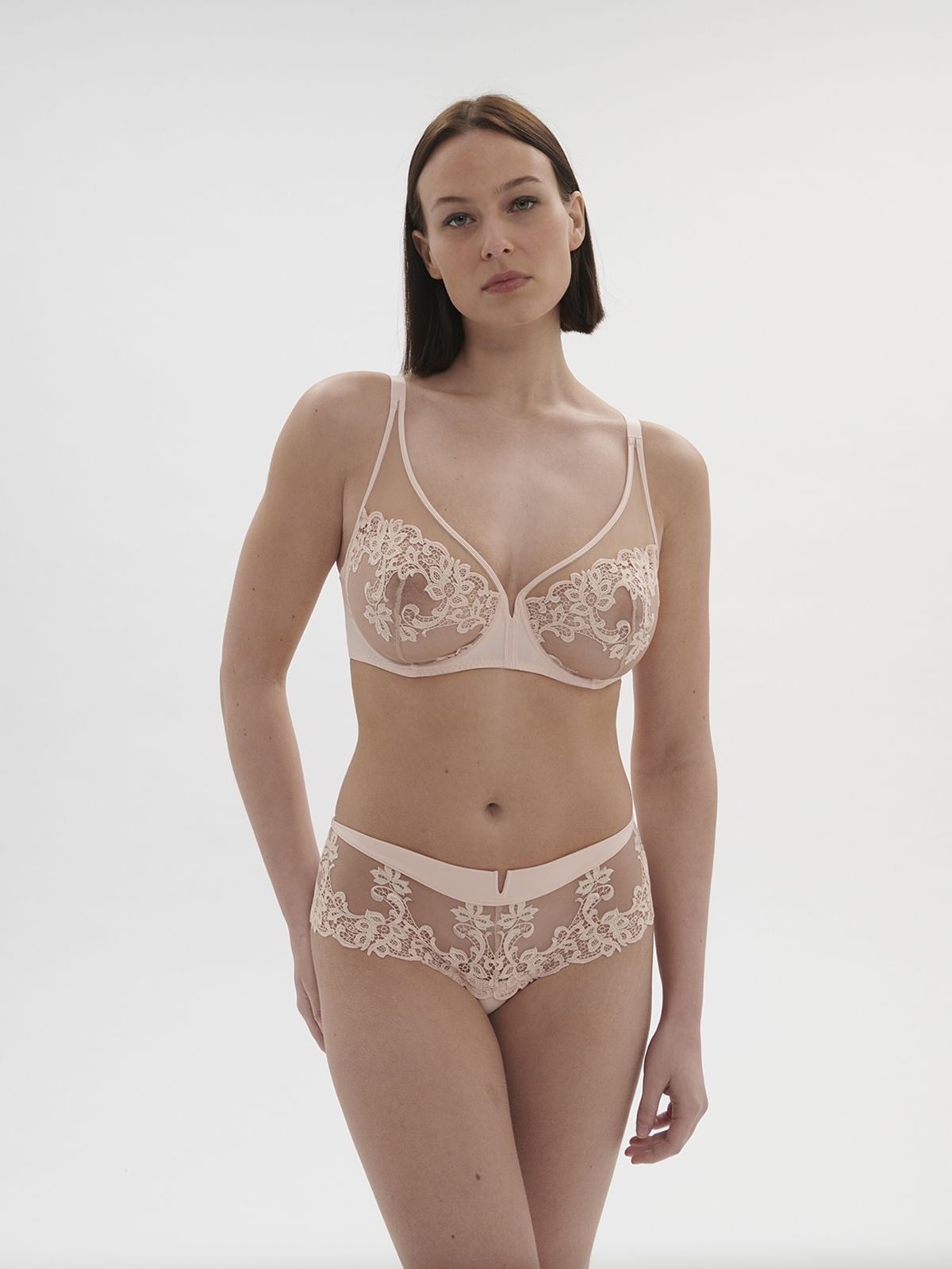 BIUSTONOSZ SIMONE PERELE SAGA 15C319
