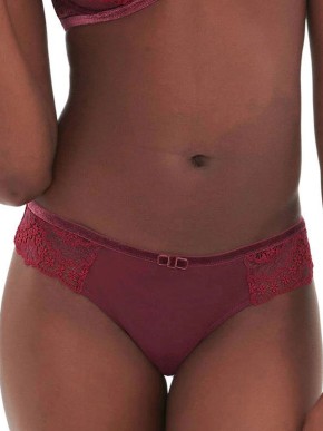 KALHOTKY SIMONE PERELE SCENARIO 1E3710