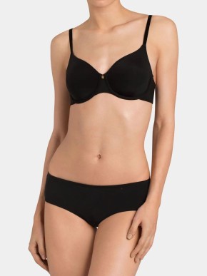 FIGI TRIUMPH BODY MAKE-UP ESSENTIALS HIPSTER