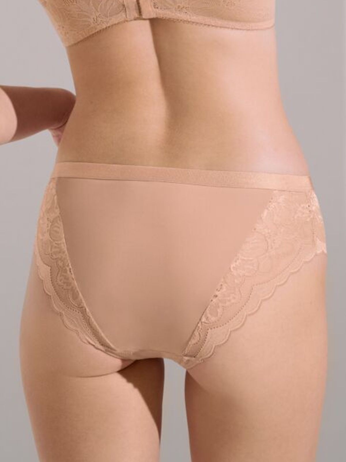 FIGI LISCA EVELYN 022193