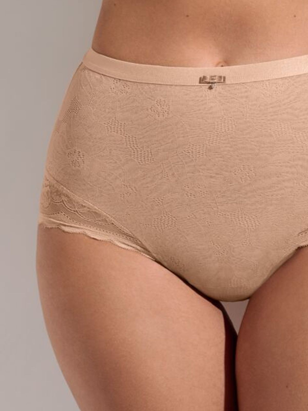 FIGI LISCA EVELYN 022195