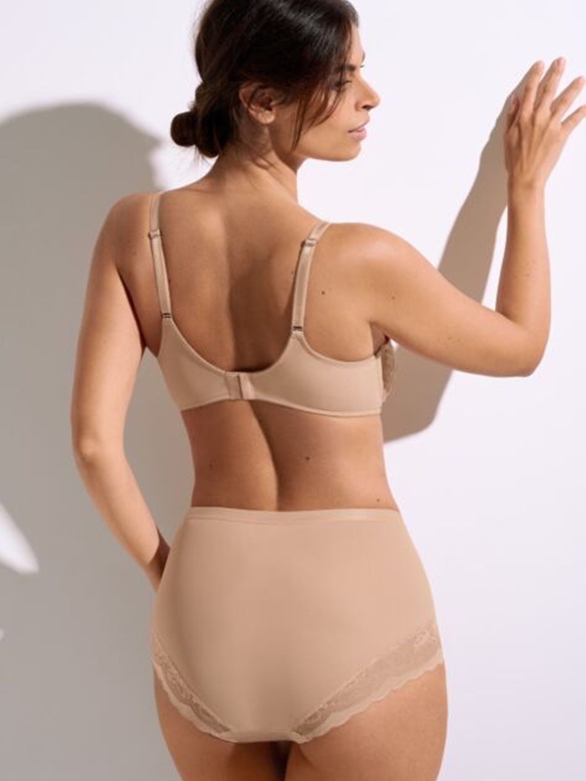 FIGI LISCA EVELYN 022195