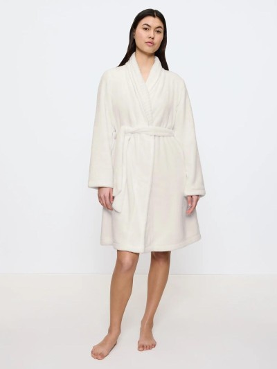 SZLAFROK TRIUMPH ROBES FLEECE ROBE 01